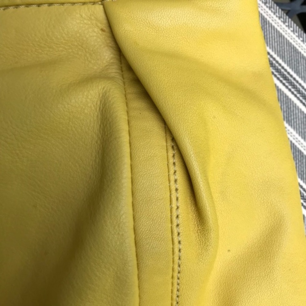 Coach Hippie Bag - Picture 6 of 7